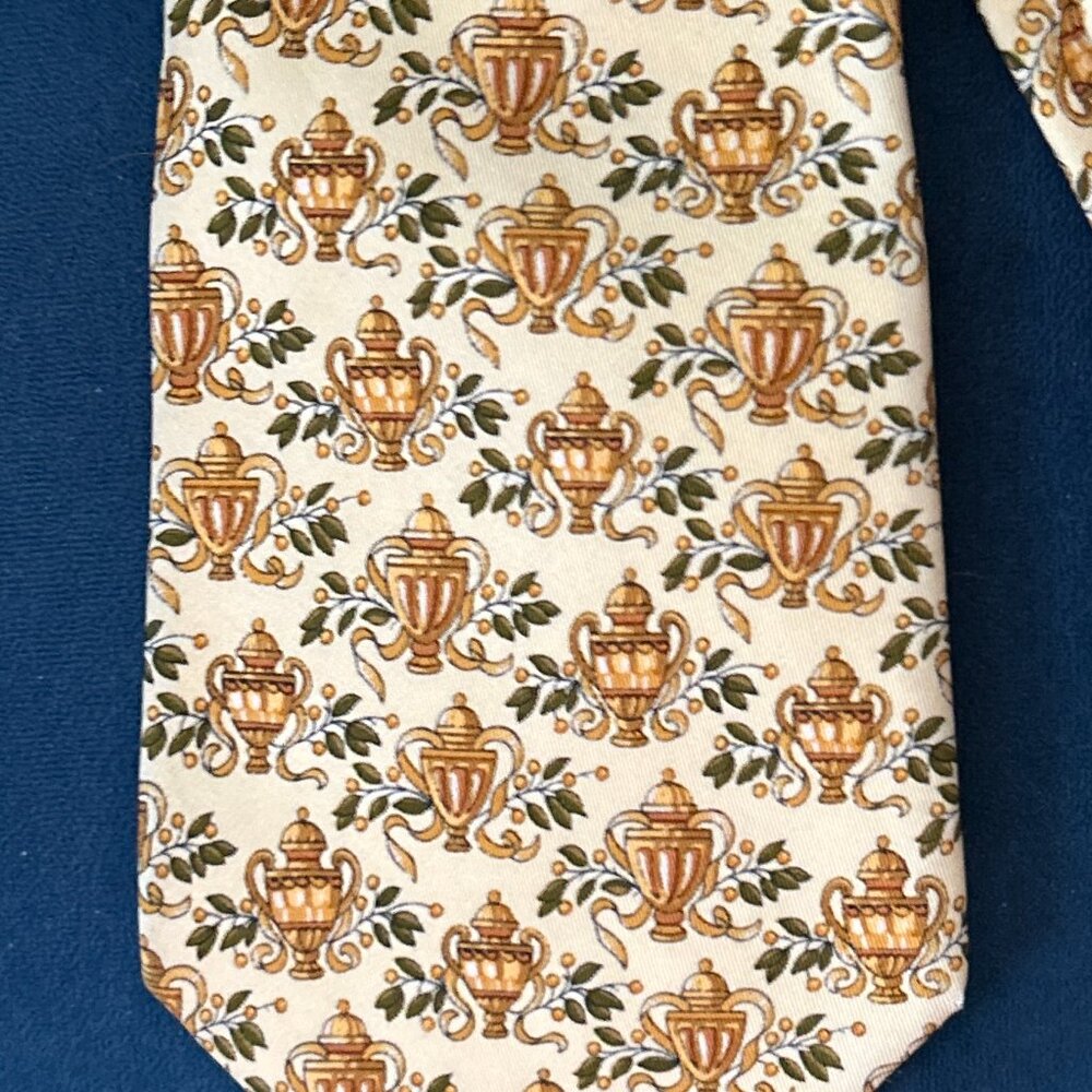 Salvatore Ferragamo ~ Silk Trophy Championship Tie ~ Italy